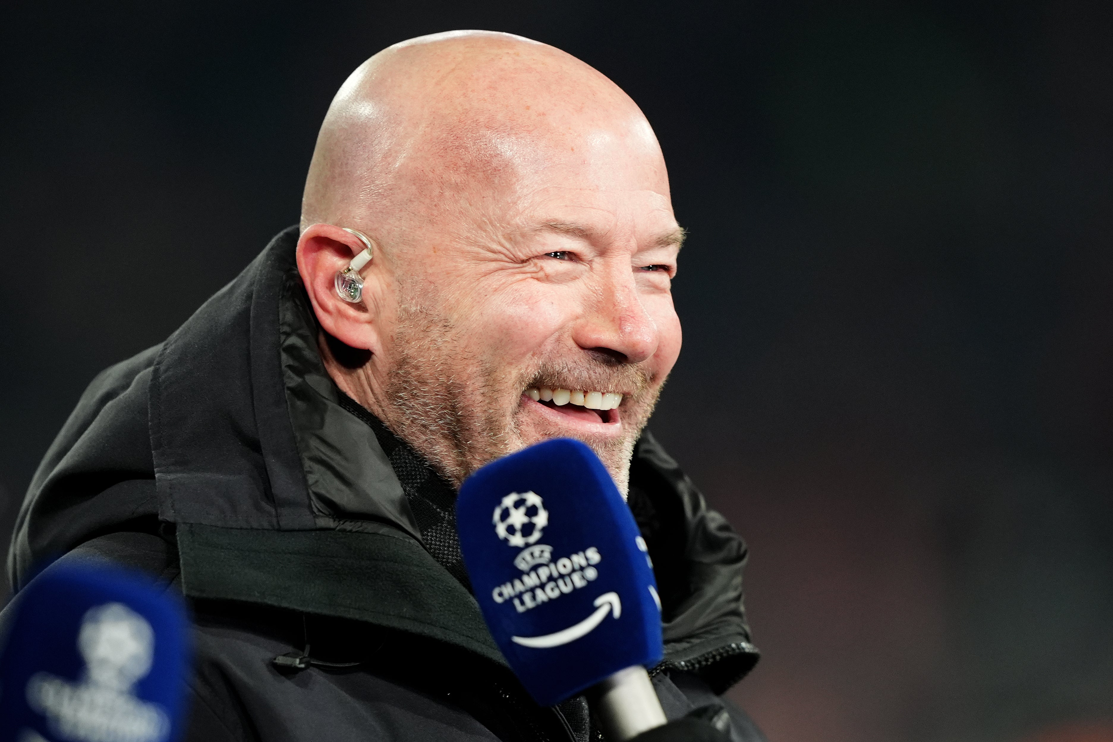 Alan Shearer criticou o manuseio da situação por Newcastle