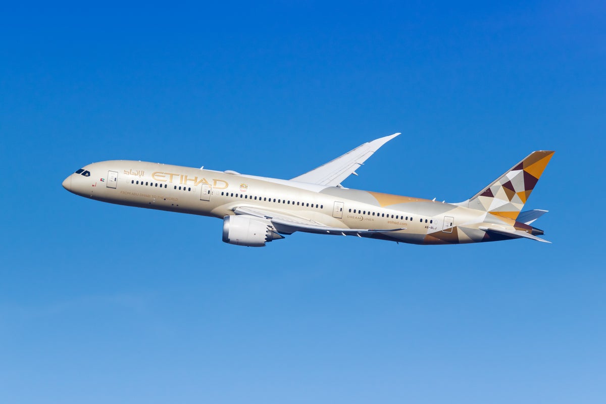 Boeing flight diverted to check fuel switches amid Air India crash investigation