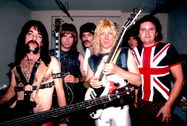 <p>David Kaff was best known for portraying keyboardist Viv Savage in the 1984 mockumentary This Is Spinal Tap</p>