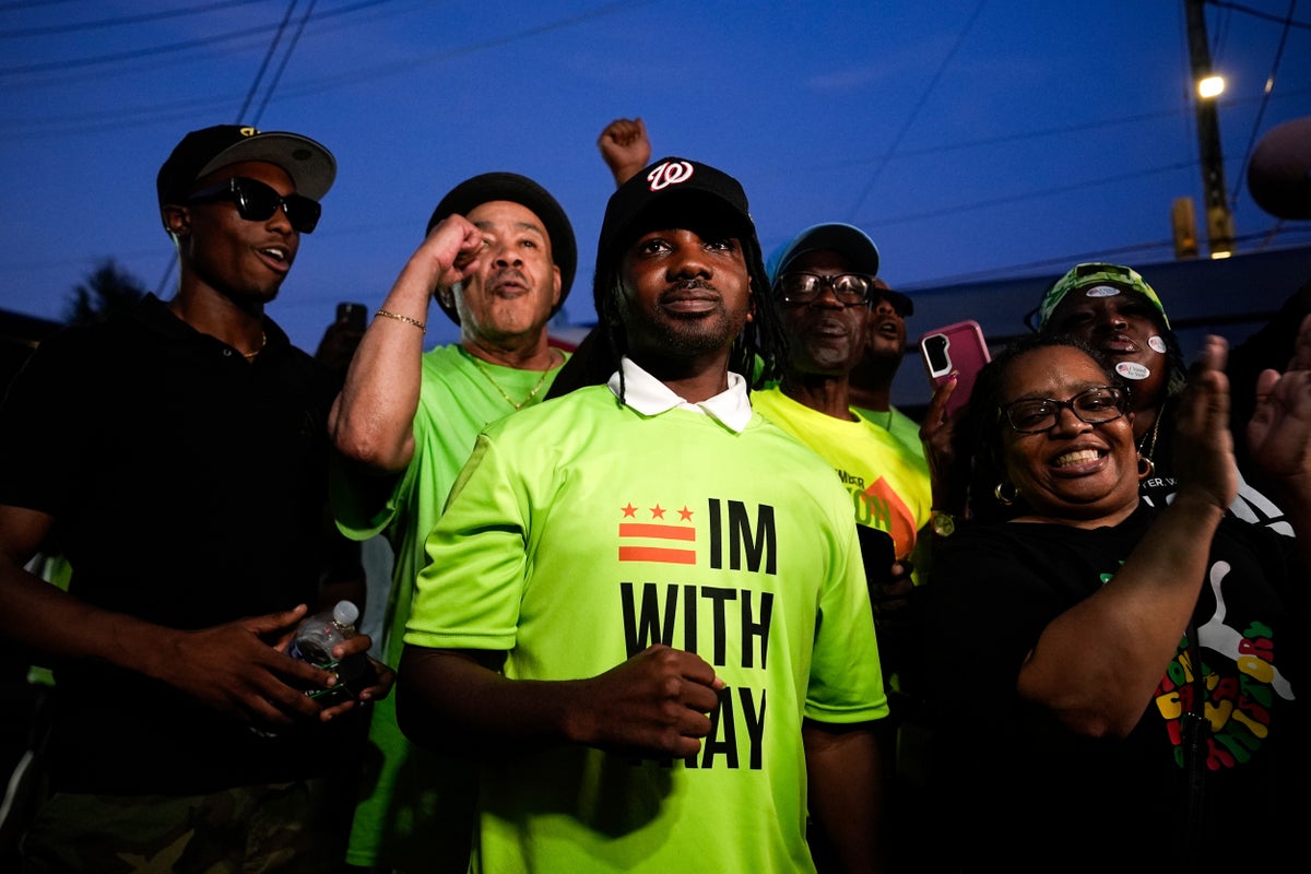 Despite scandal and a looming corruption trial, Trayon White wins vote to return to the DC Council