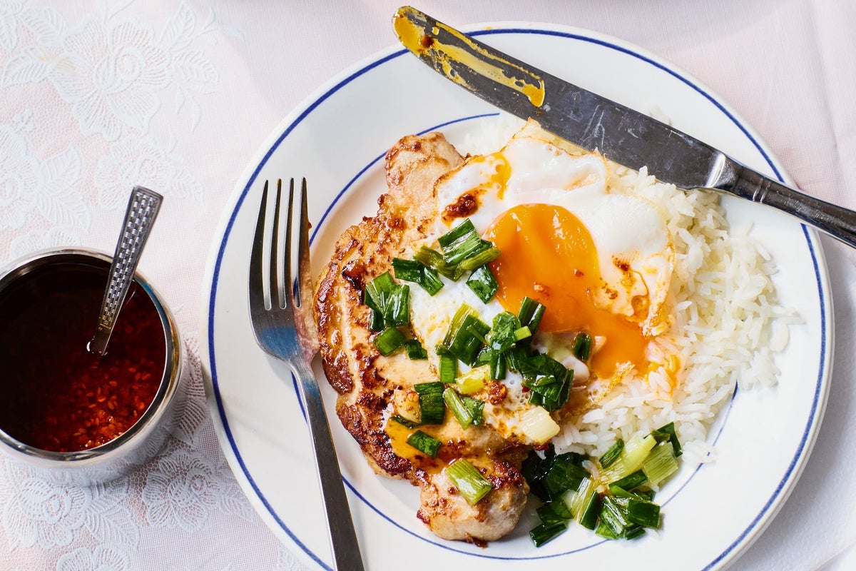 The ultimate crispy pork chop rice with fried egg and spring onion sauce