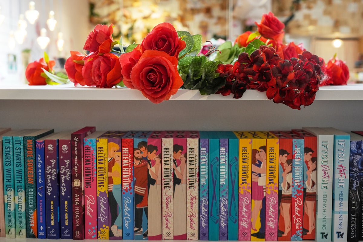 Fans say new romance bookstores and online groups are giving the genre some overdue respect