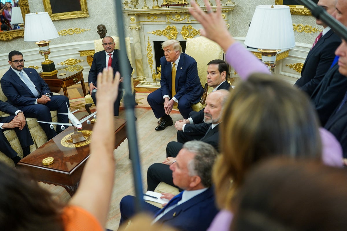 https://static.independent.co.uk/2025/07/16/16/05/2025-07-16T160827Z_1671208593_RC2SNFACYHXX_RTRMADP_3_USA-TRUMP-BAHRAIN.jpeg?width=1200&height=800&crop=1200:800