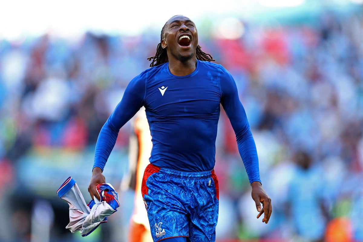 Transfer news live: Arsenal make Eze decision, Liverpool stumble in Isak talks, Sesko to Man United
