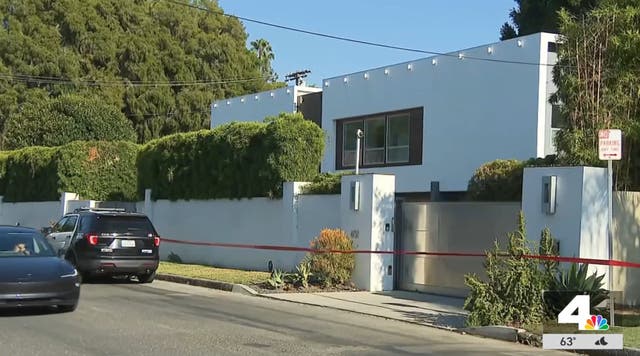 <p>Robin Kaye y su marido, Thomas Deluca, fueron asesinados a tiros en su casa (foto) de los suburbios de Los Ángeles</p>