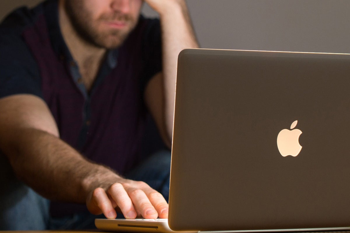 Job hunters warned about surge in fake ads scamming them out of cash