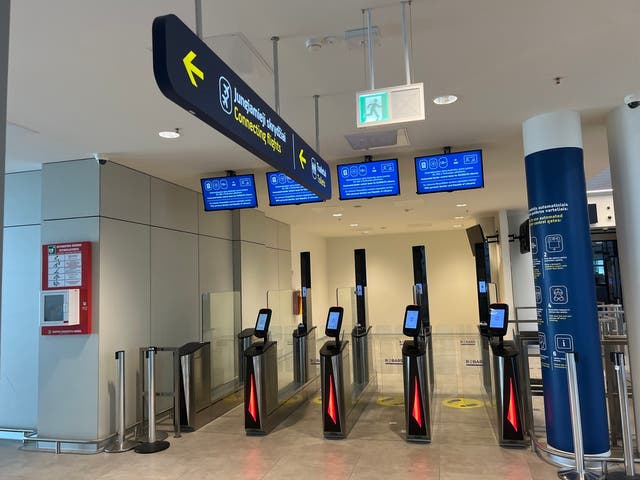 <p>Barrier grief: e-gates at Vilnius airport in Lithuania</p>