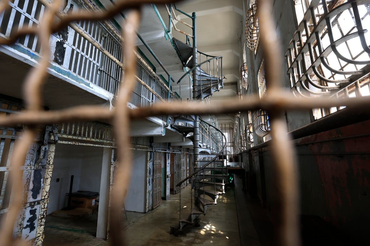 Trump administration plans to reopen notorious prison