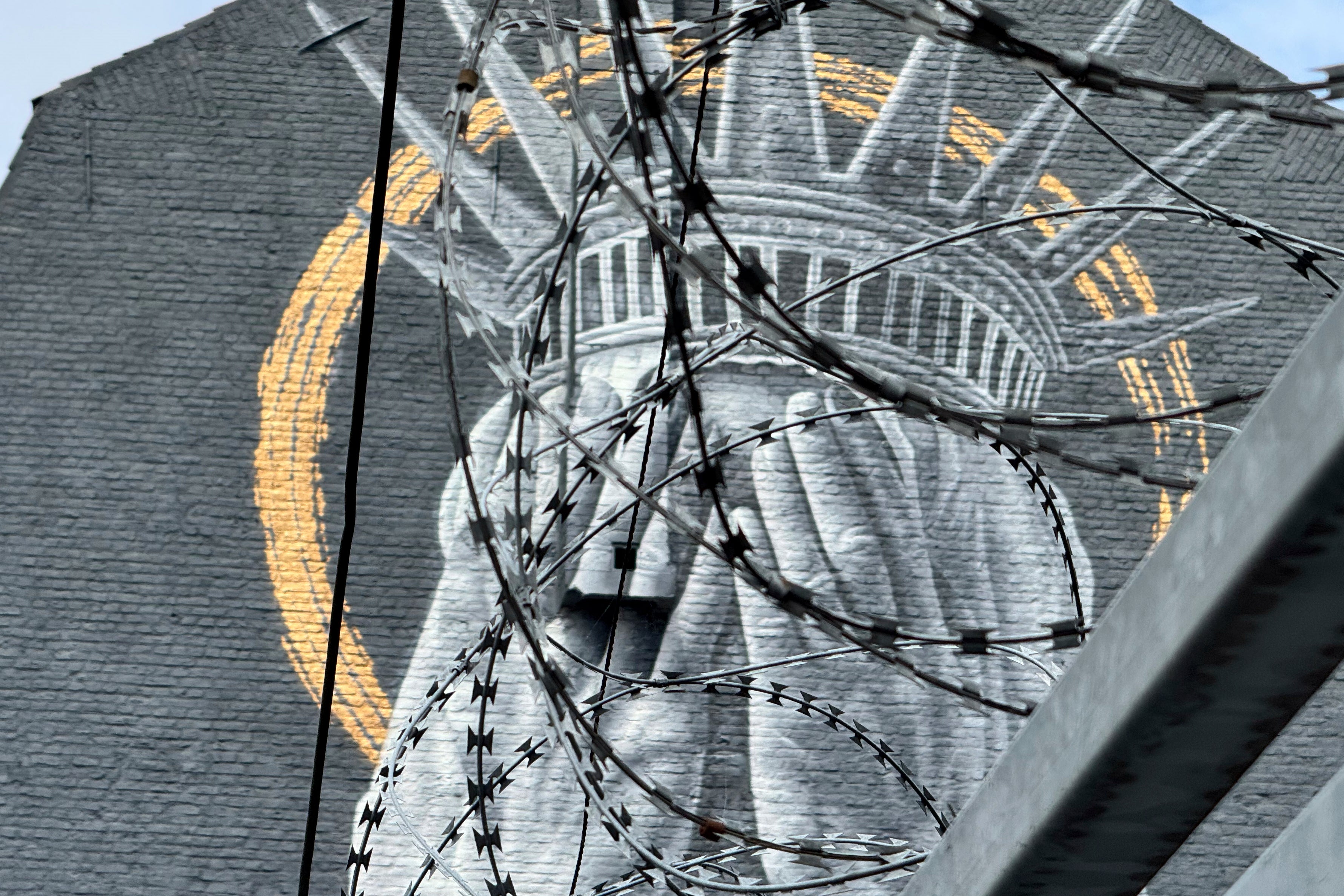 France Statue of Liberty Mural