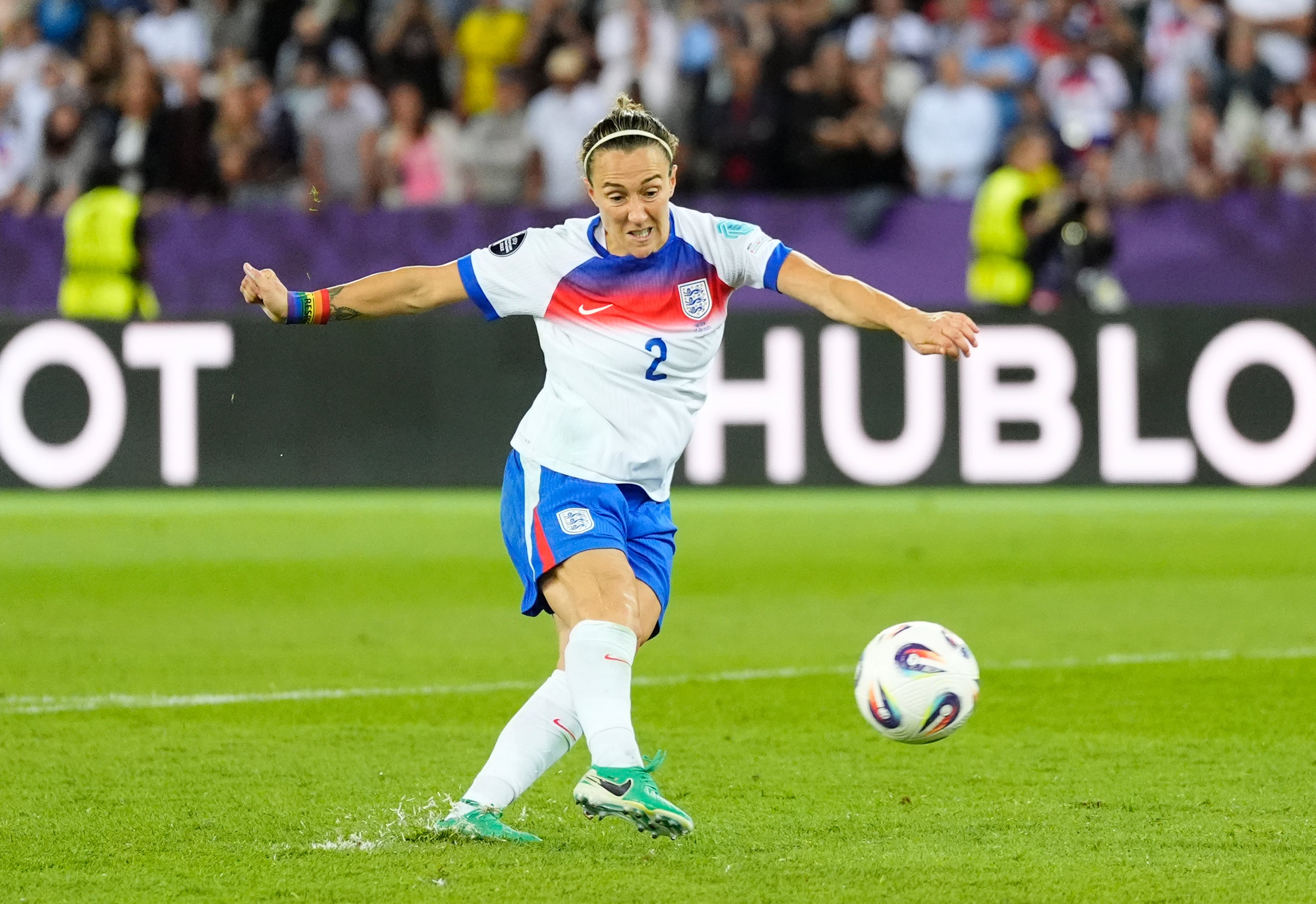 Bronze's penalty decided the shootout in England's favour despite a poor performance from the Lionesses