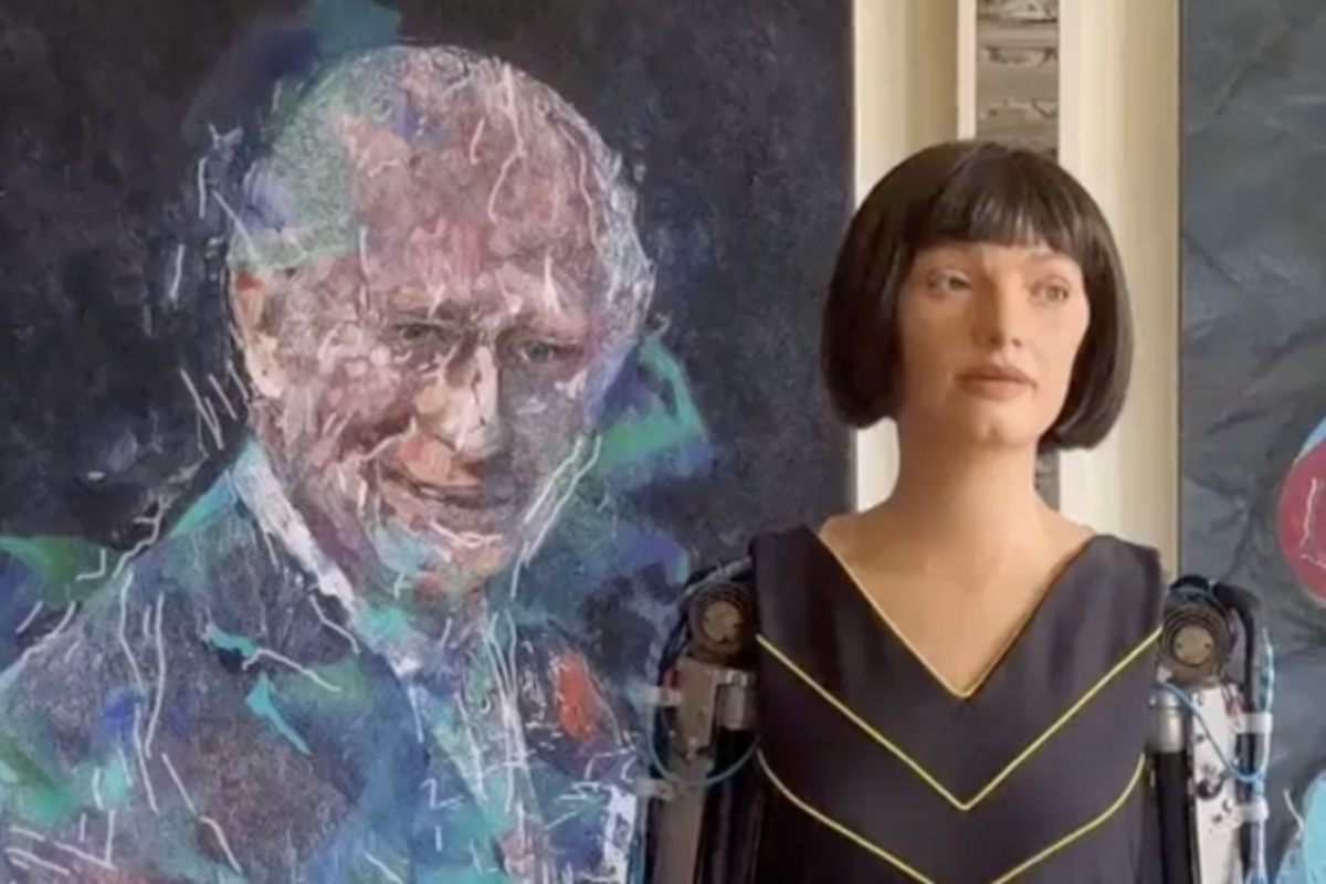 Robot creates world-first portrait of King Charles III