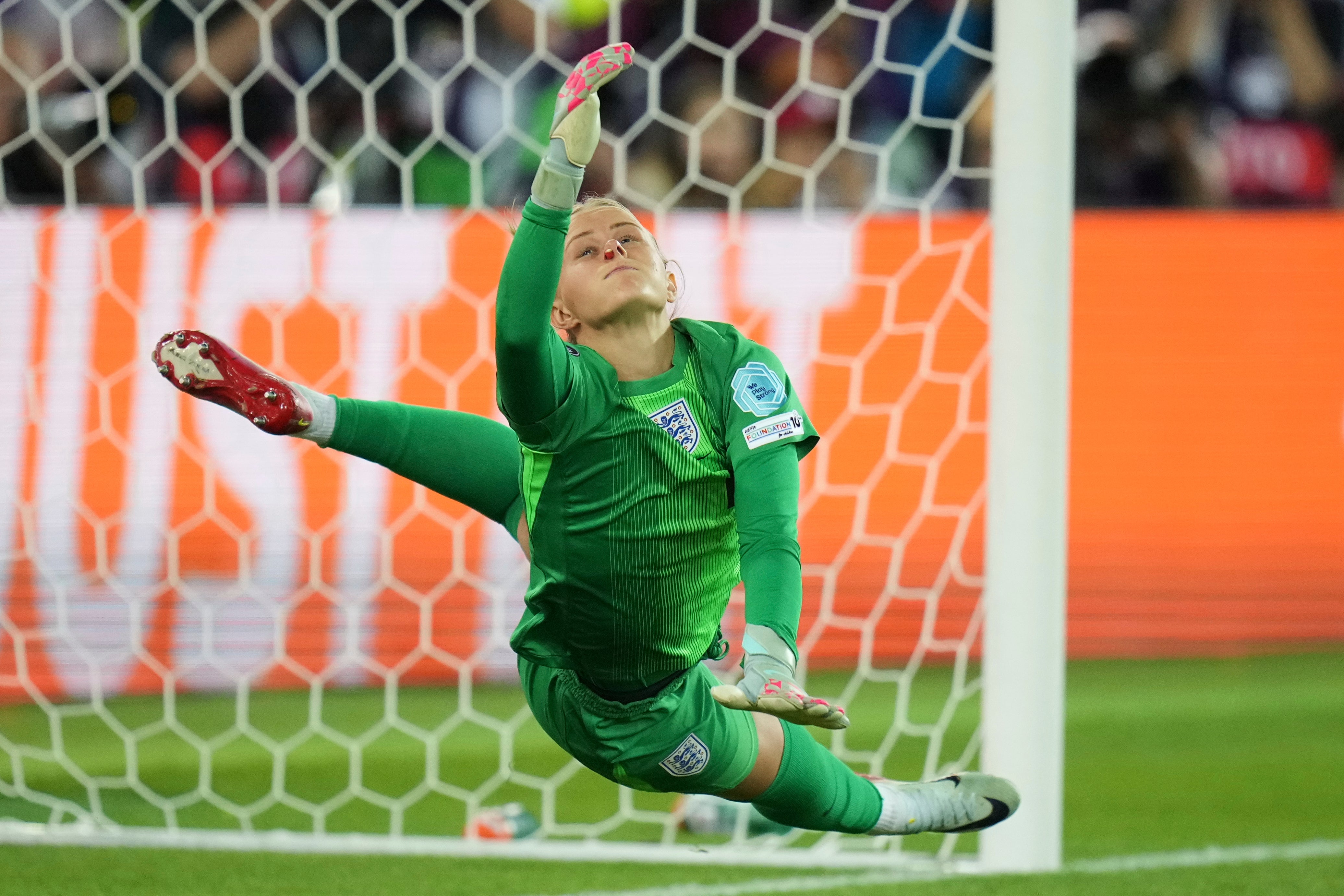 Hannah Hampton's saves in the penalty shootout ensured England won 3-2 against Sweden