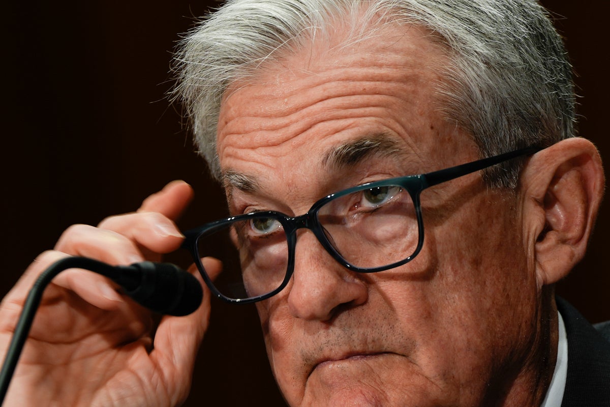 Federal Reserve says building renovation complies with law, defends costs