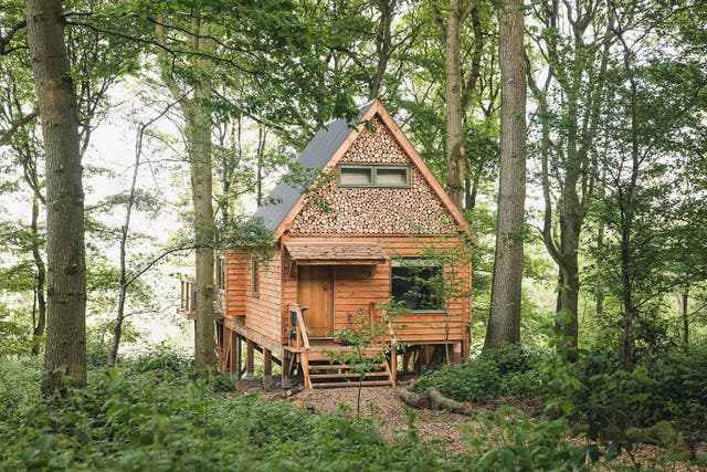 <p>The Quist is an off-grid treehouse escape with gorgeous interiors, set in an 800-acre estate outside of Hereford</p>