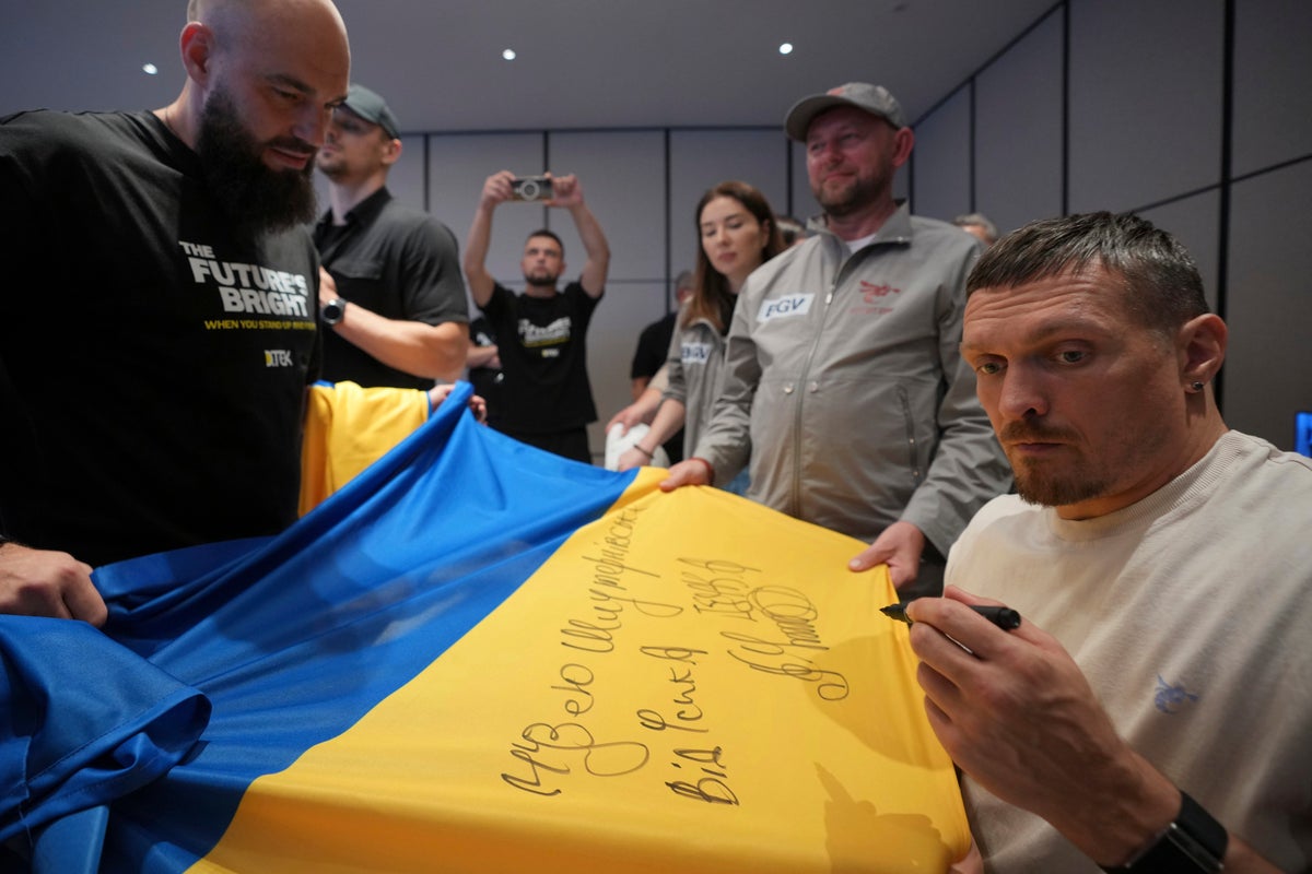 War veterans go from Ukraine front lines to Wembley ringside for Usyk's heavyweight bout