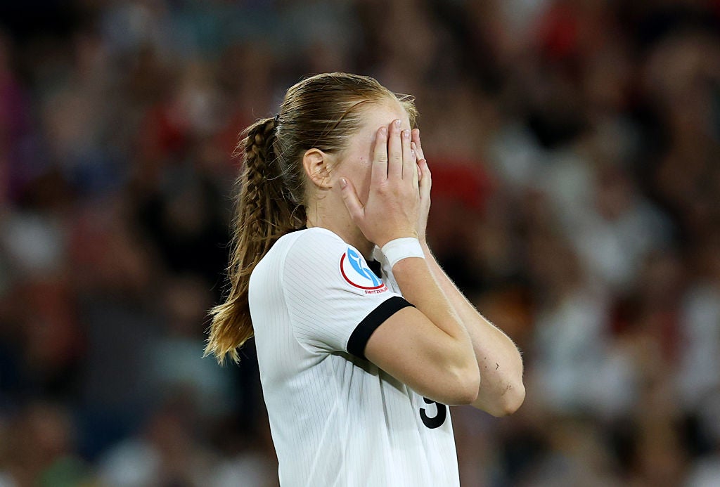 Sjoeke Nusken redeemed herself in the shoot-out after missing in normal time
