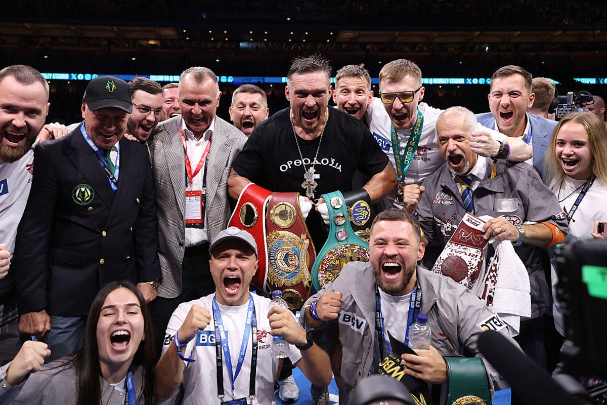 Oleksandr Usyk’s next opponent lined up days after Dubois victory