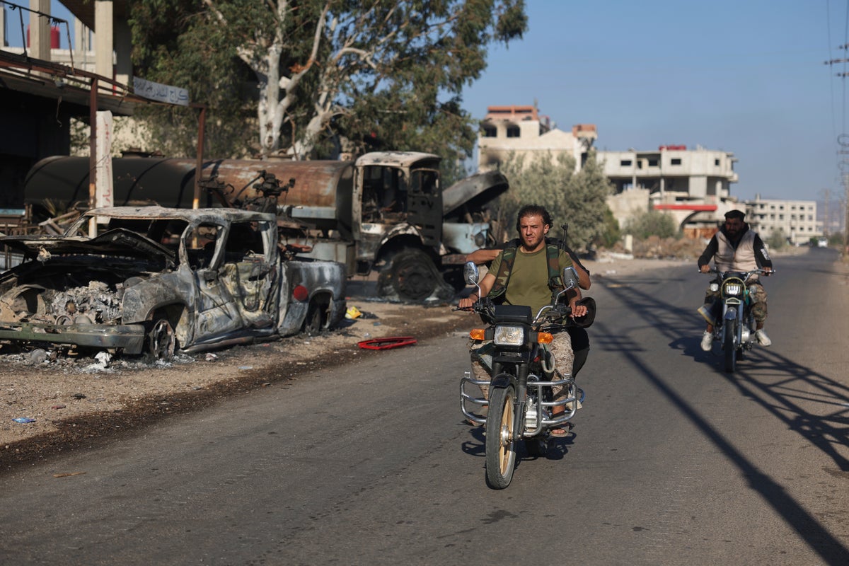Syria's armed Bedouins say they have withdrawn from Druze-majority city after weeklong fighting