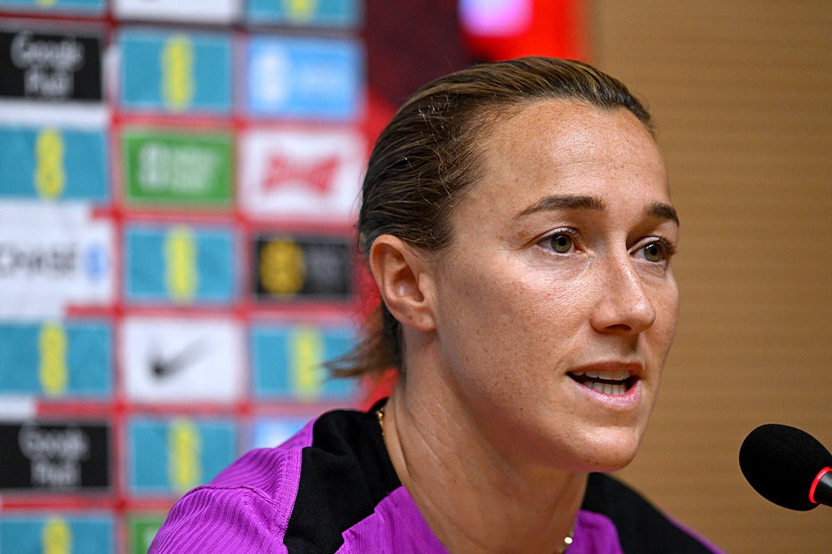 Lucy Bronze offers full support to Jess Carter after racist abuse: ‘The abuse is not okay. Racism is not okay’