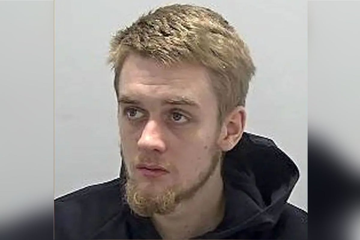 Drug dealer texted police accidentally – then was jailed