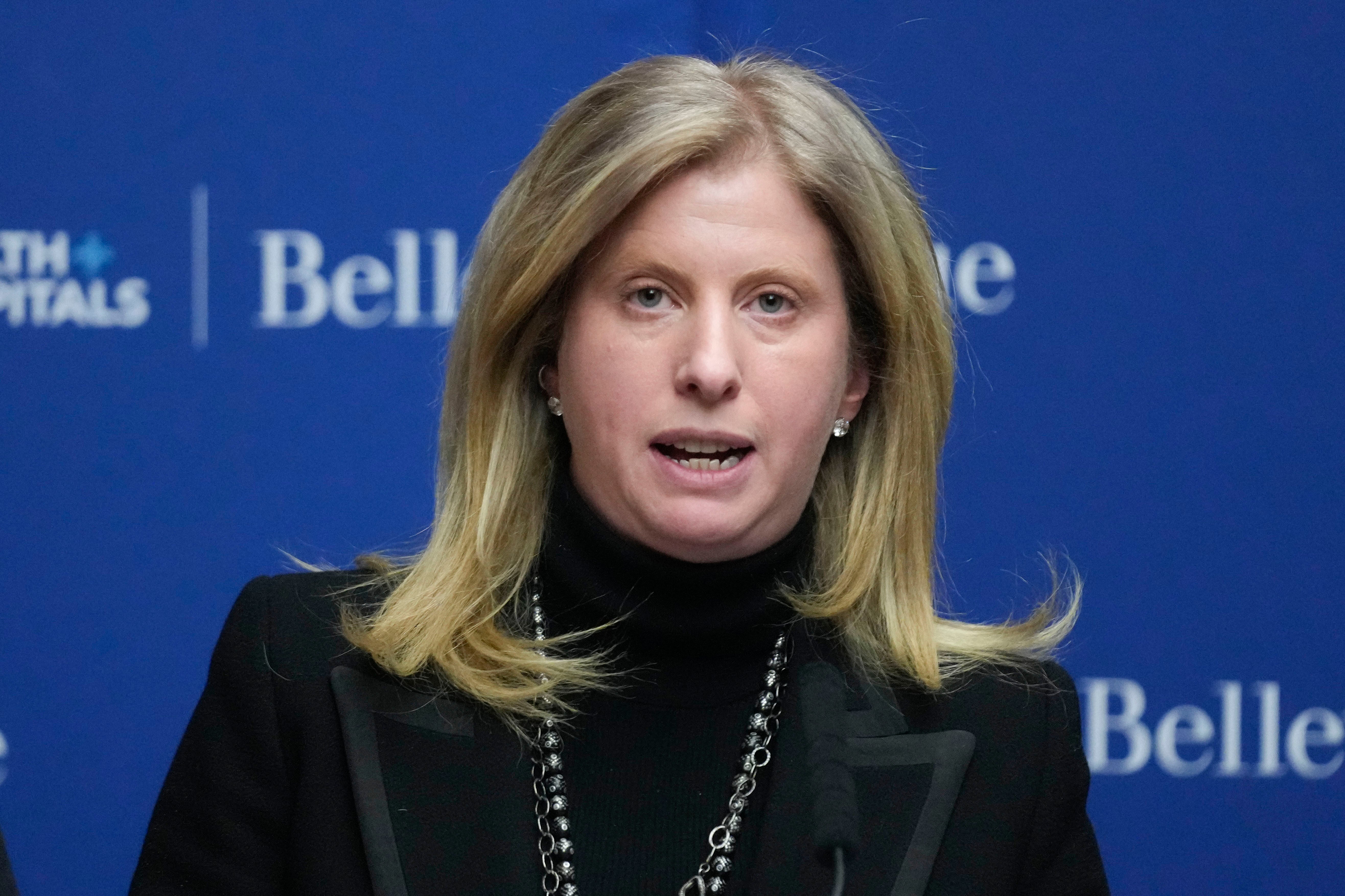 NY-AGENTE FRONTERIZO BALEADO