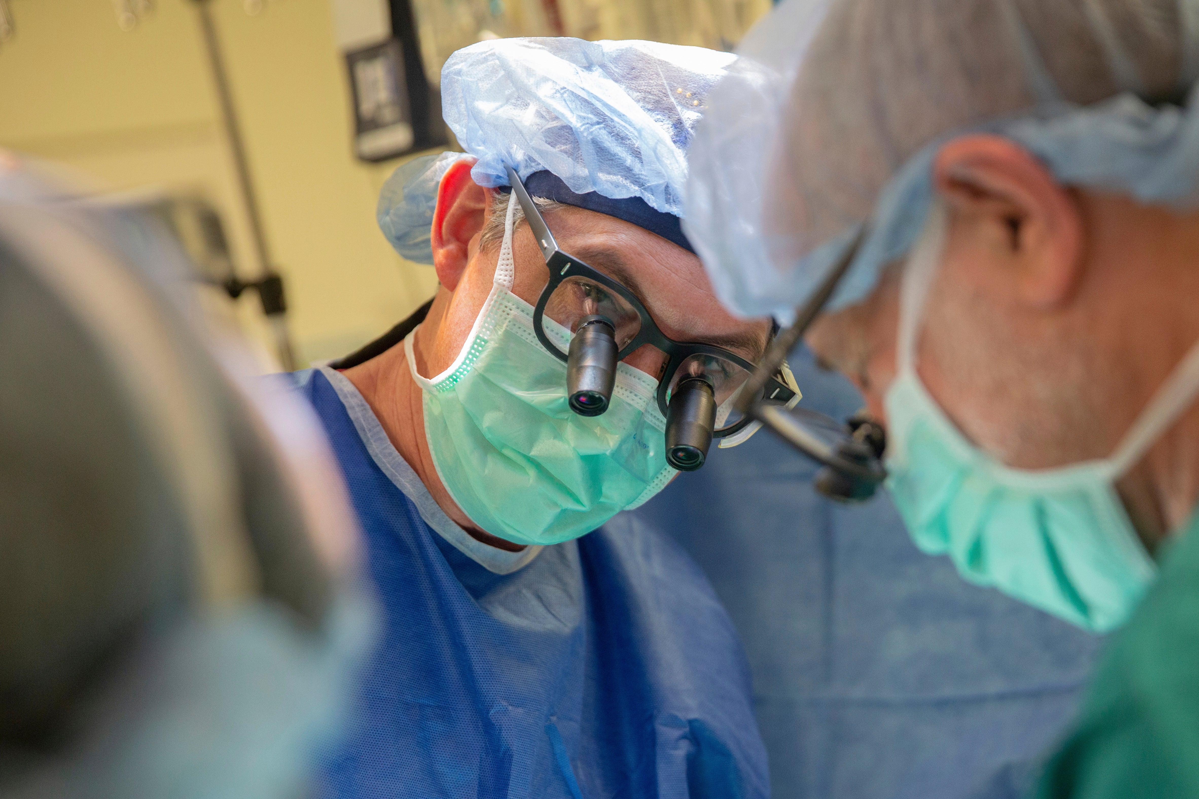 Donation after circulatory death occurs when someone has a non-survivable brain injury, but because all brain function hasn’t stopped, the family decides to withdraw life support. Last year, there were more than 7,200 such donations and researchers are working on new methods to retrieve hearts in these patients.