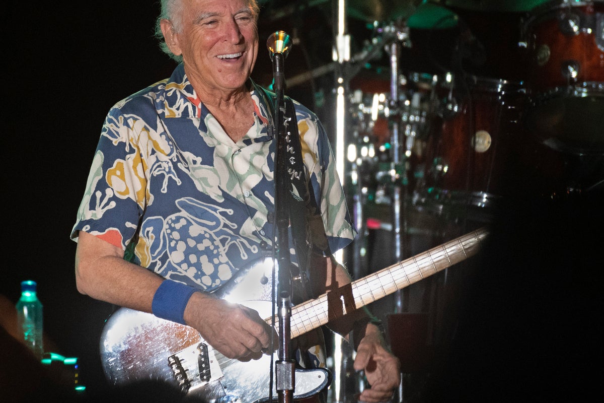 Jimmy Buffett's widow accuses financial adviser of breaching fiduciary duty in $275M trust battle