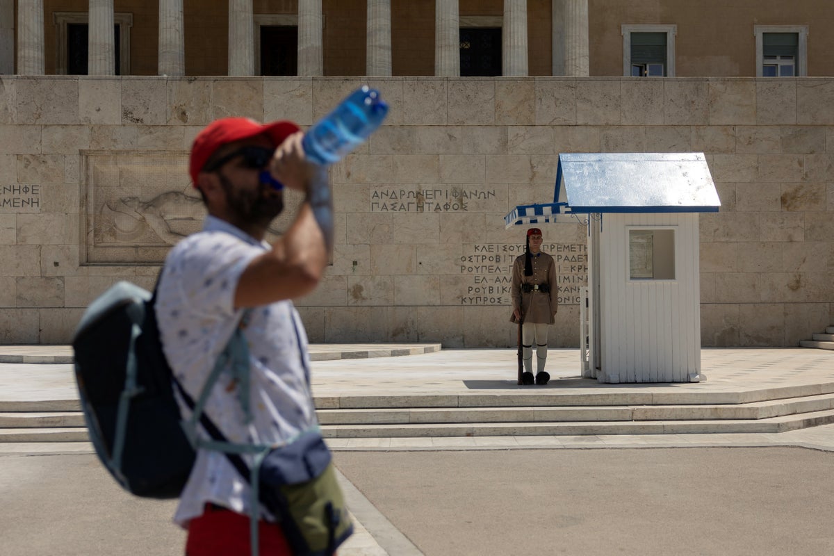 Why you should not drink tap water during vacation