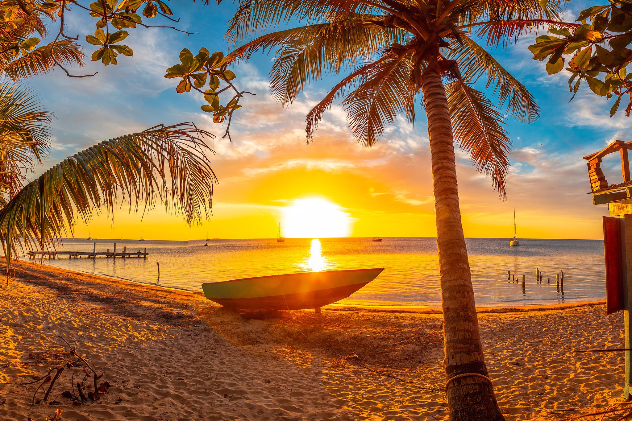 Christmas in Honduras comes at a cost – entering via the US and ensuring you qualify for an Esta