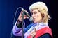 ‘You know who you are’: Rosamund Pike calls out audience member for texting during show