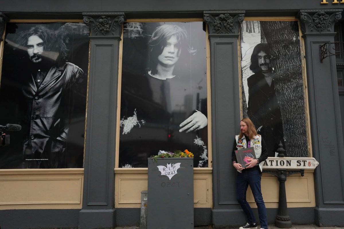 Photos show emotional music fans paying tribute to Ozzy Osbourne