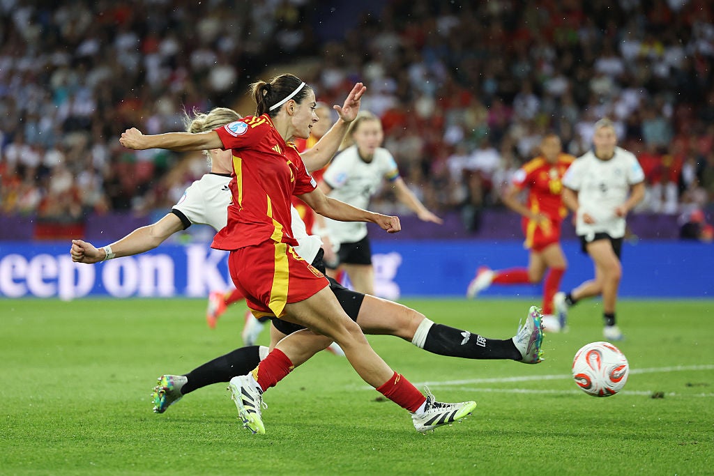 Aitana Bonmati scored from a tight angle after spotting the gap