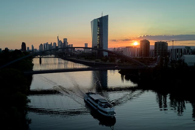 <p>There will be changes in procedures at the airport if you fly into Frankfurt after 12 October </p>