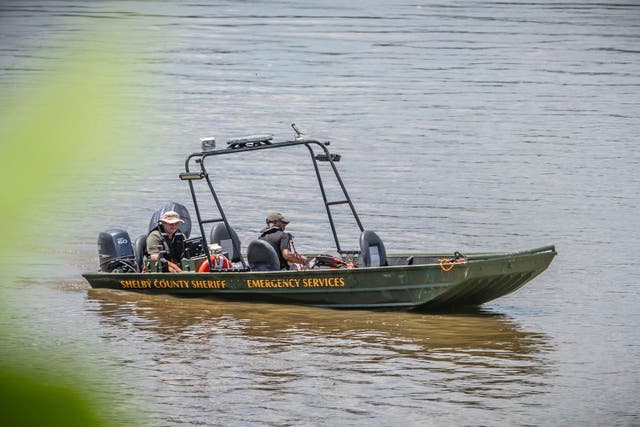 <p>Search and rescue teams look for three men who were reported missing while swimming and fishing on a sandbar in the Mississippi River on Tuesday, July 22, 2025 near Memphis</p>