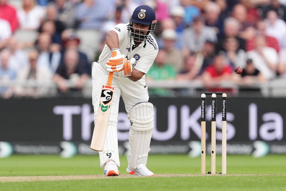 Injured Rishabh Pant Battling Foot Fracture in England Test Series