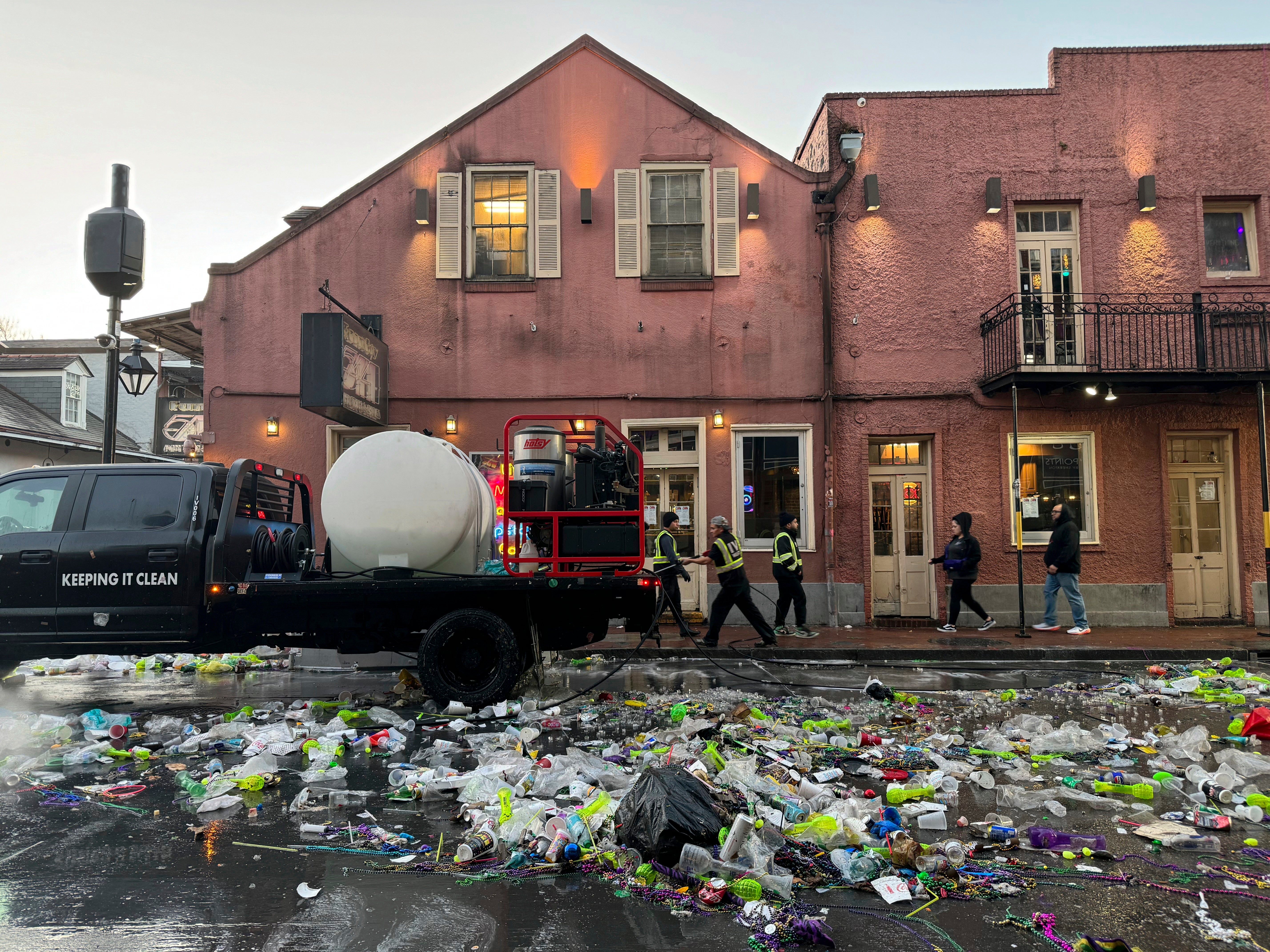 New Orleans French Quarter Waste