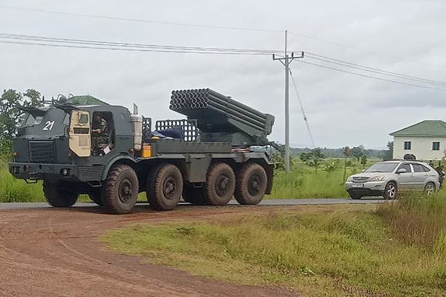 <p>A Cambodian multiple rocket launcher returns from the border with Thailand following an exchange of fire in Preah Vihear province on 24 July 2025</p>