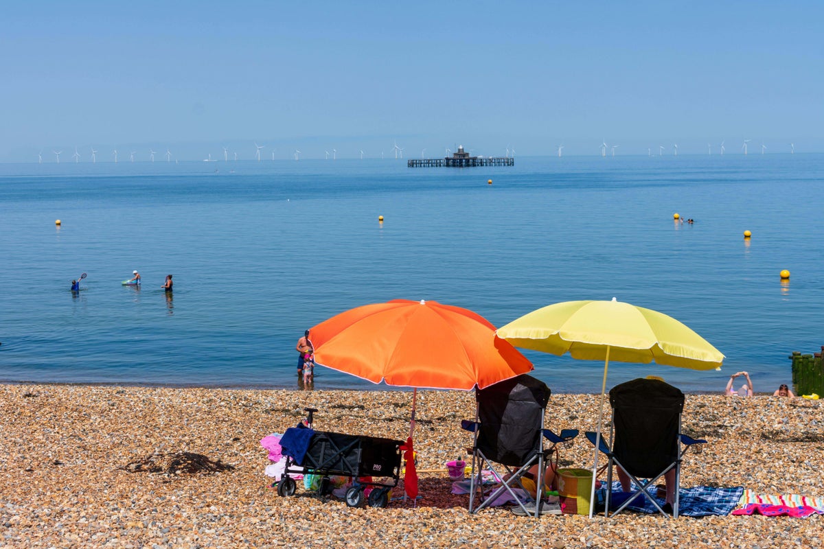 Heatwave helps retail sales rebound in June