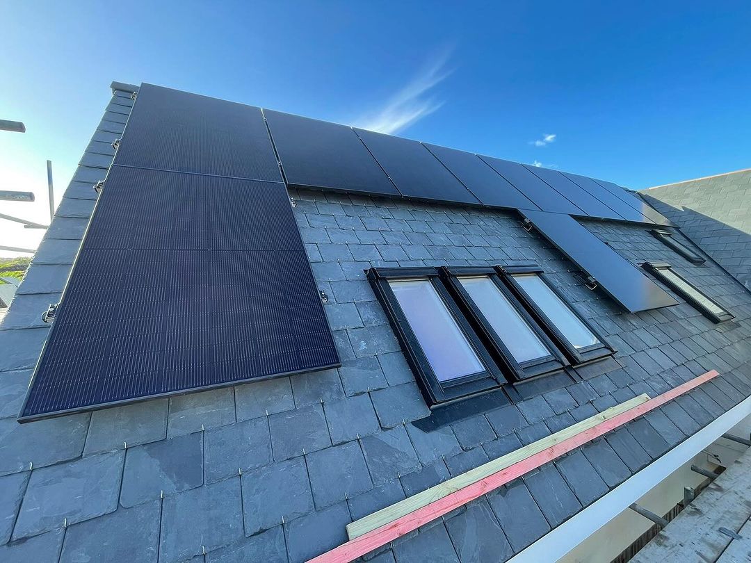 Perlight’s Black Grid solar panel comes with a market-leading 30-year warranty.