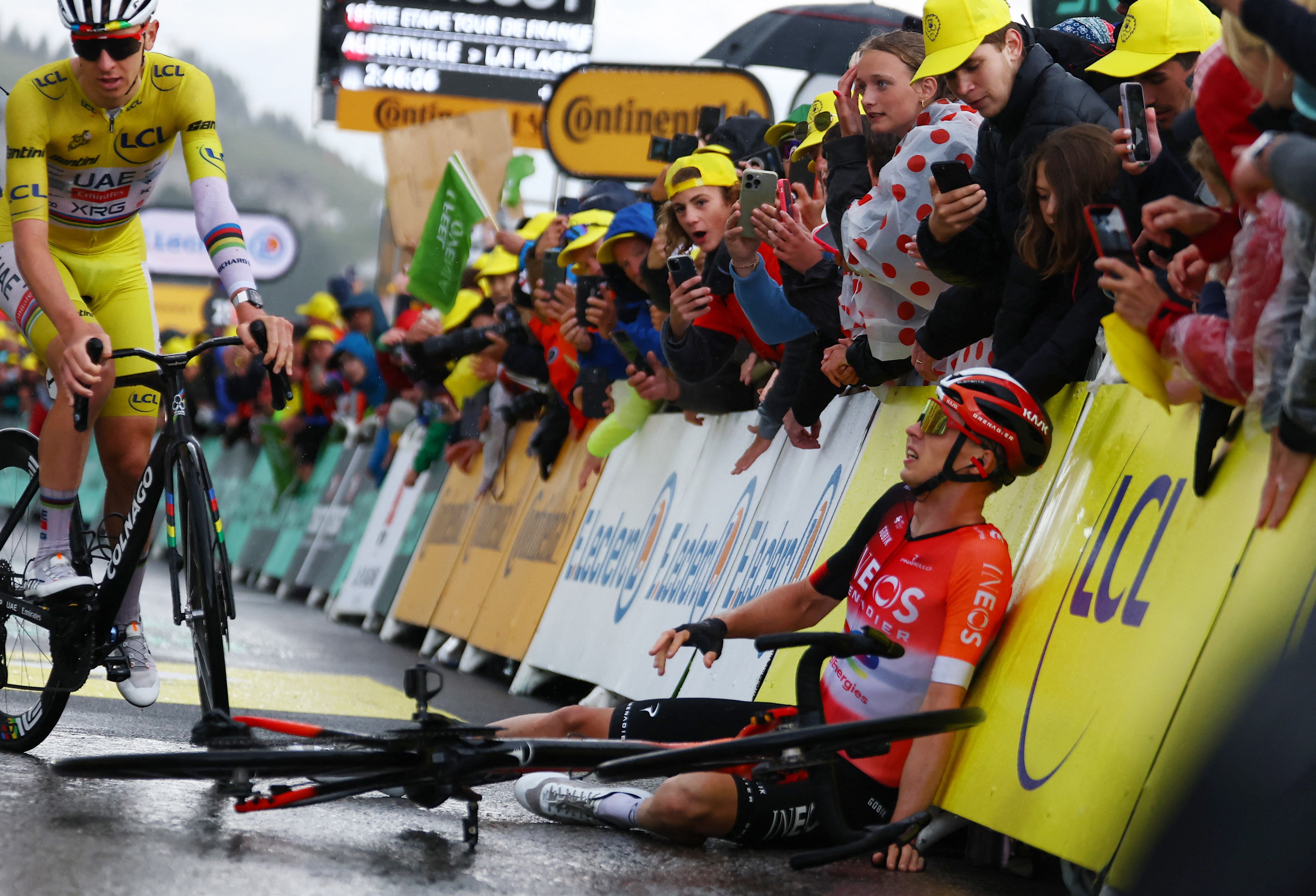 Arensman nearly collapsed at the finish line
