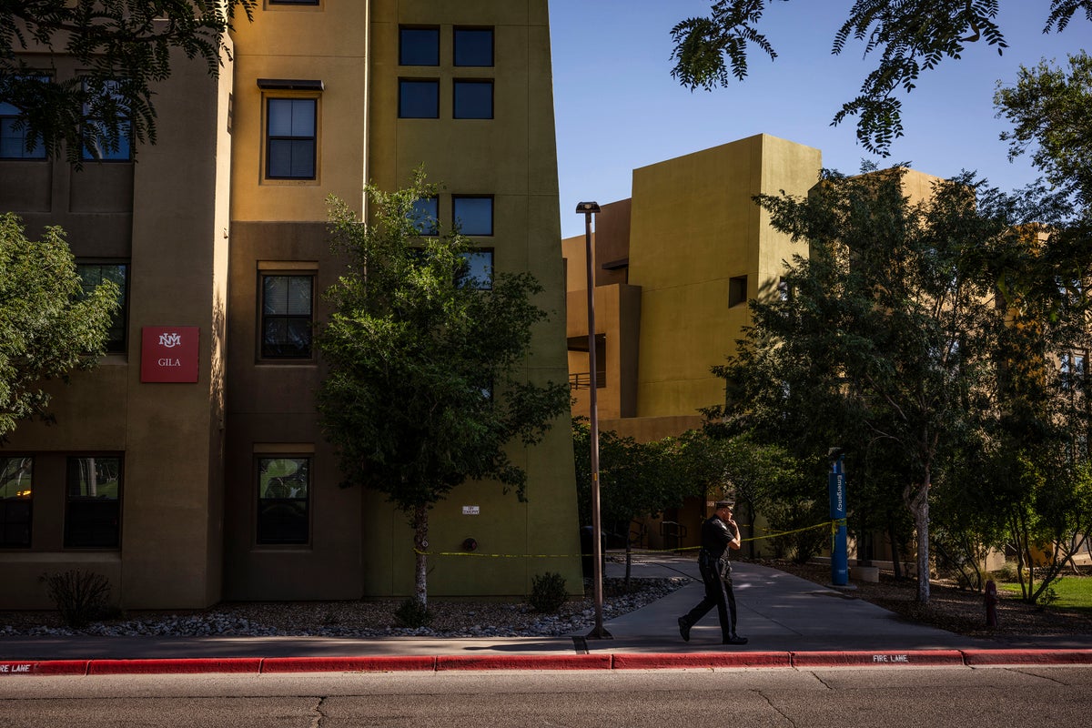 1 dead, 1 wounded, suspect at large in University of New Mexico dorm shooting