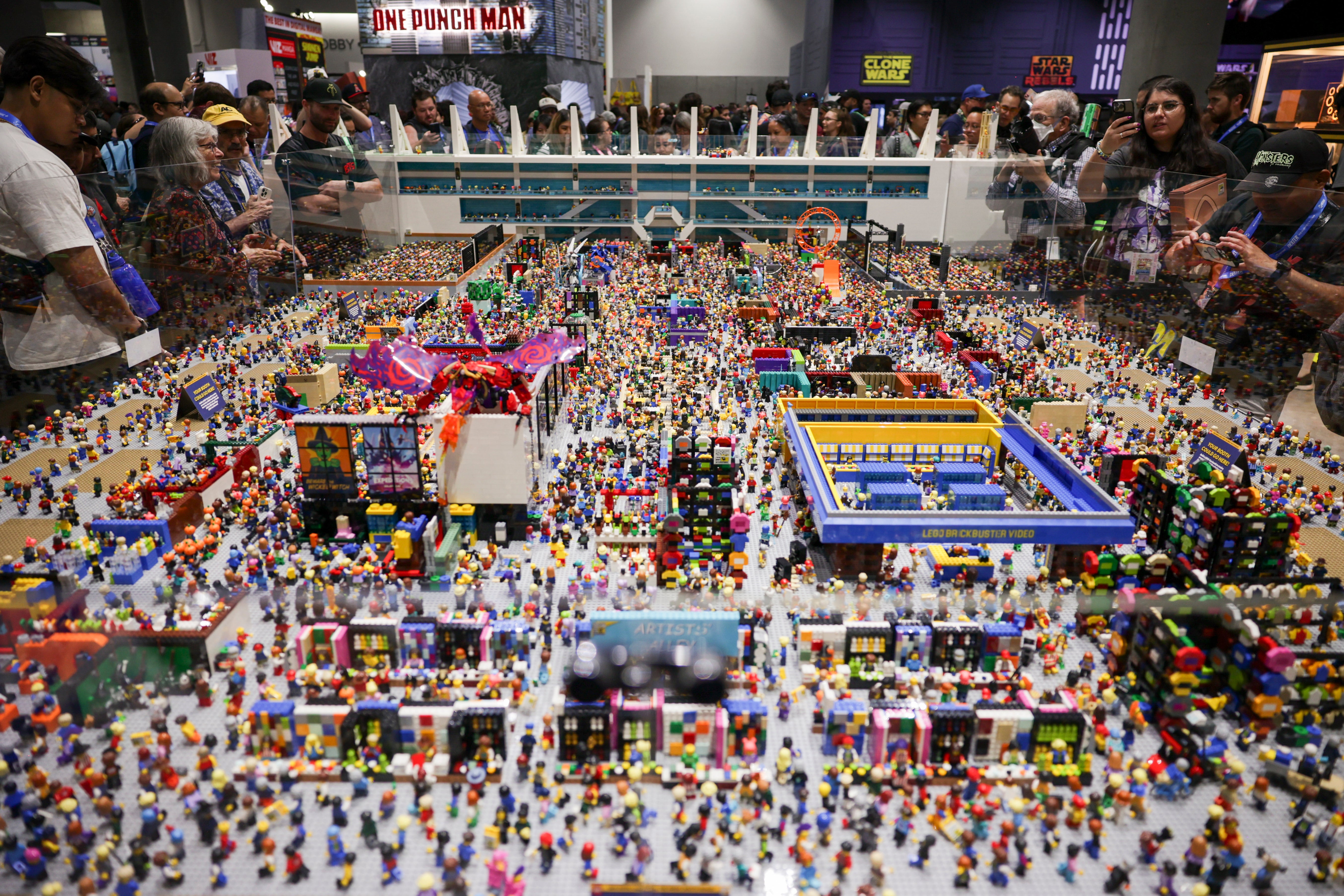 2025 Comic-Con - Preview Night