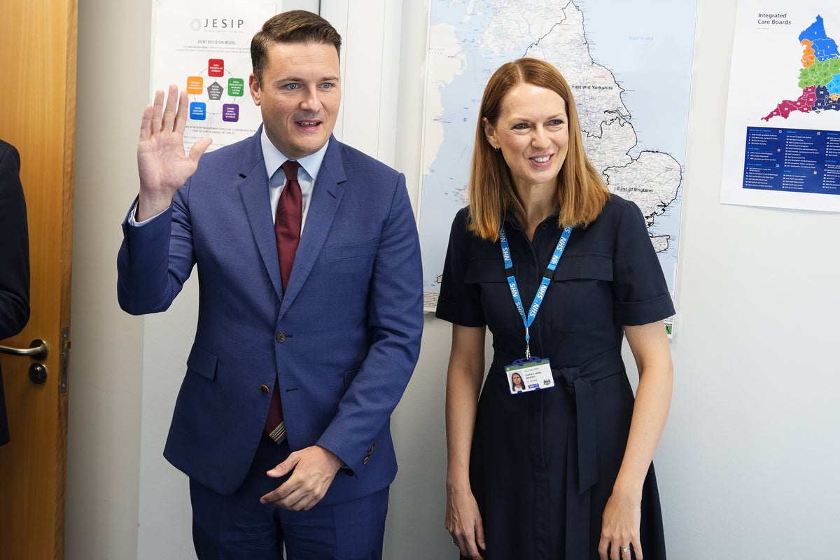 https://static.independent.co.uk/2025/07/25/8/35/Resident-doctors-industrial-action-ge3jskbe.jpeg?width=1200&height=800&crop=1200:800