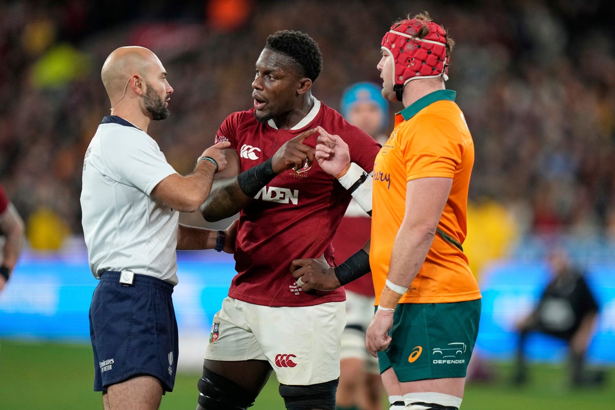 Australia boss Joe Schmidt questions controversial decision in dramatic Lions defeat: ‘It’s a tough one to take’