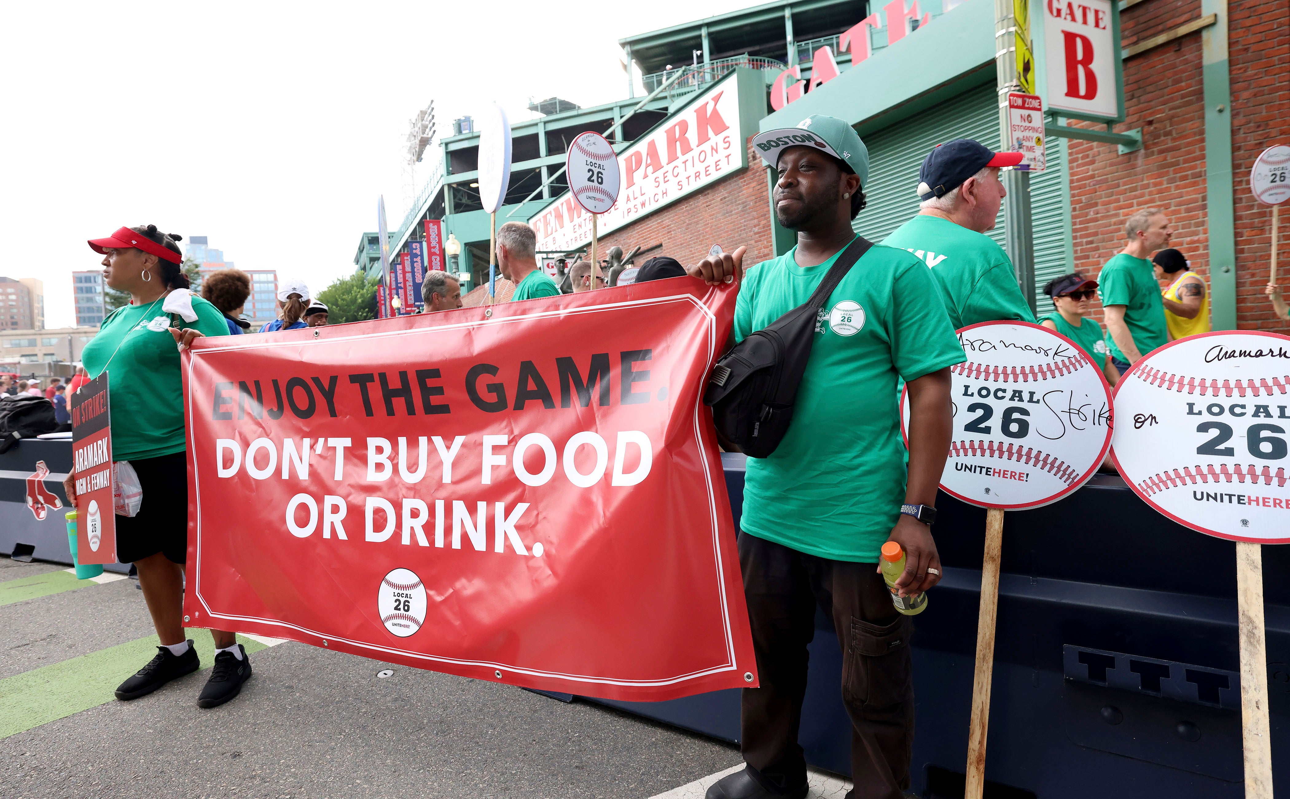 DODGERS MEDIAS ROJAS