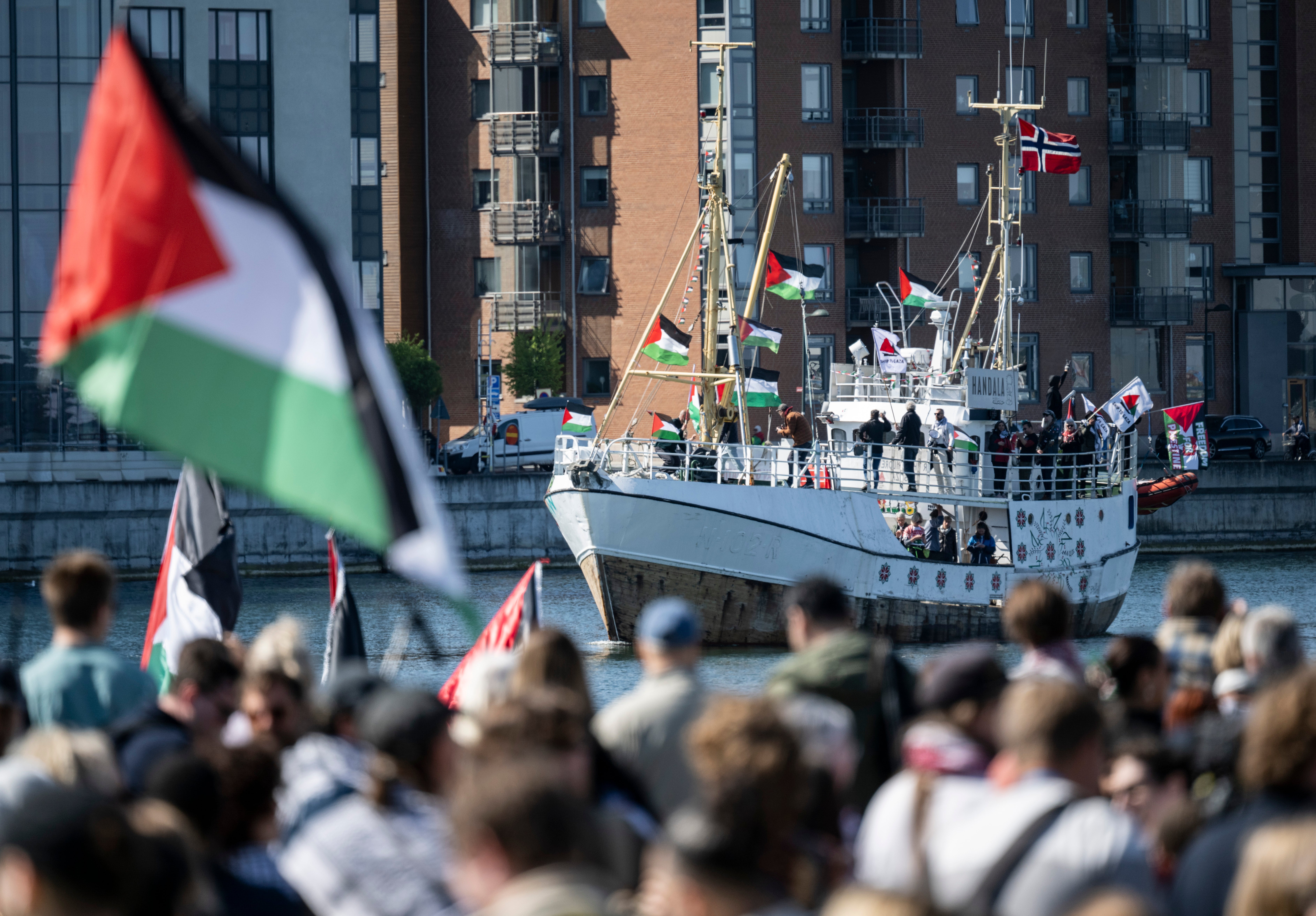 ORIENTE MEDIO-GUERRAS-FLOTILLA