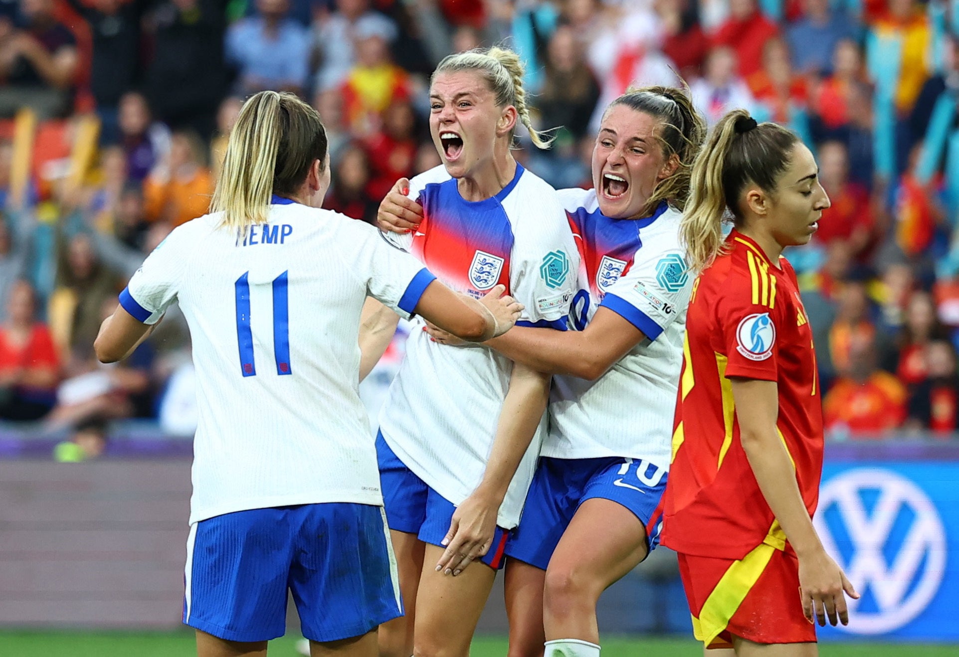 Alessia Russo celebrates scoring England’s goal
