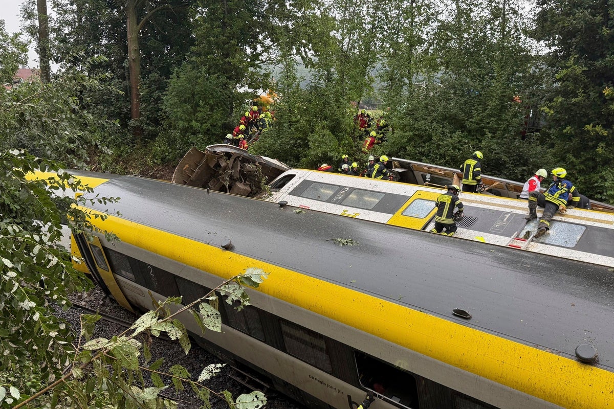 Desperate search after train crash in southwestern Germany