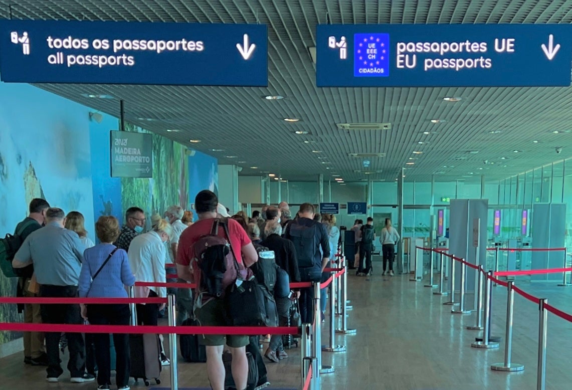 Stay in lane: Since Brexit, UK travellers have been excluded from many fast-track border lines