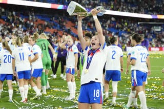 England’s Chloe Kelly celebrates with the trophy (Nick Potts/PA)